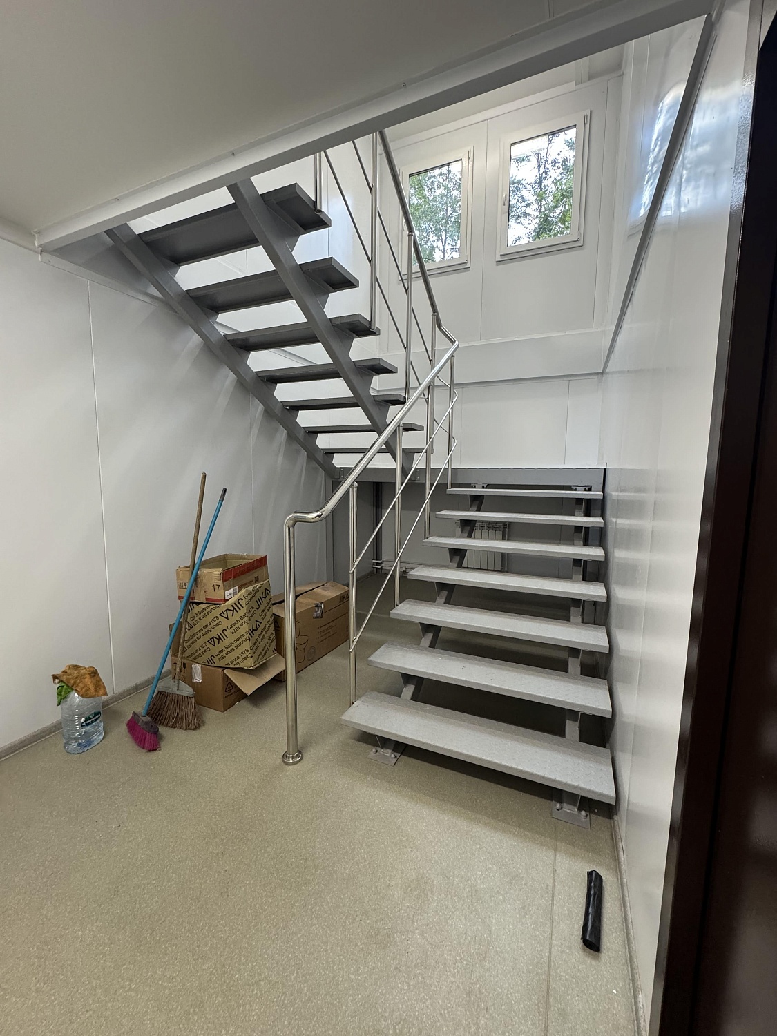 Офис на базе 18 модулей "Звезда"